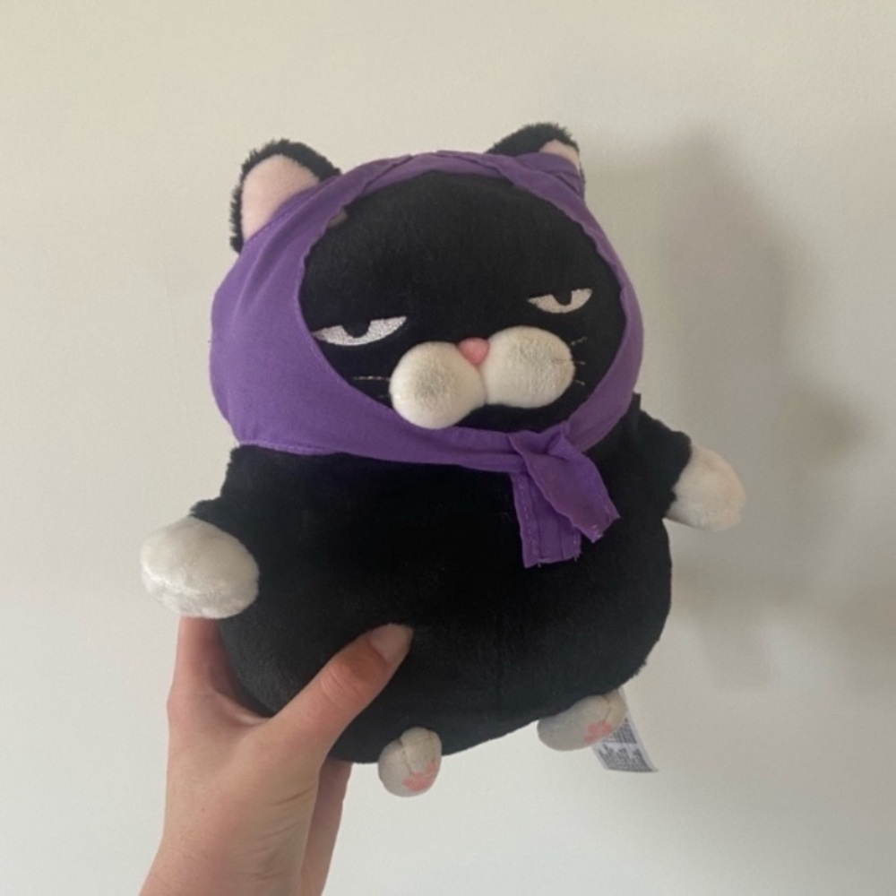Amuse cat plush